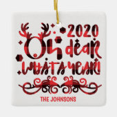 Oh Deer What a Year 2020 Red Buffalo Plaid Name セラミックオーナメント (正面)