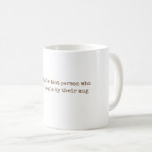 Oh Honey, I’m That Person – 面白いレトロ引用符 コーヒーマグカップ (正面右)