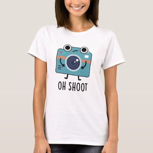 Oh Shootフォトグラファーおもしろいカメラパン Tシャツ (正面)