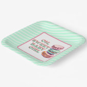 Oh Sweet Baby Girl Macaronをテーマにした赤ちゃんシャワー ペーパープレート (傾斜あり)