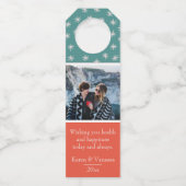 Oh Whatおもしろいカラーブロッククリスマスフォト ボトルネックタグ (裏面)