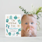 Oh Whatおもしろいクリスマスグリーン第1バースデーフォト 招待状 (スタンド正面)