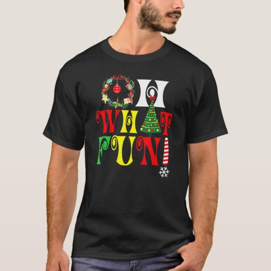 Oh What Fun Christmas Tree Santa Hat Xmas Men Wome Tシャツ (正面)