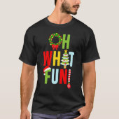 Oh What Fun Christmas  With Wreath And Tree Tシャツ (正面)