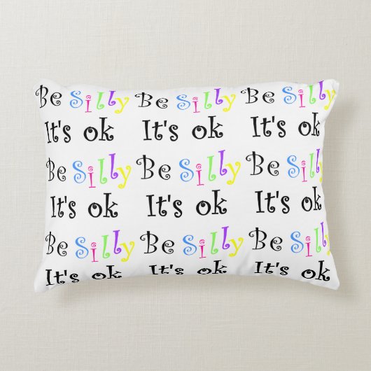 Ok間抜けアクセントの枕 アクセントクッション (正面)