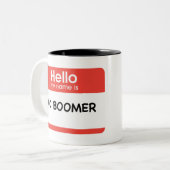OK BOOMER （名前タグ） ツートーンマグカップ (正面左)