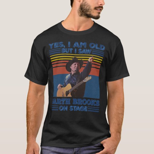 Old But I Saw Garth Brooks On Essential Essential  Tシャツ (正面)