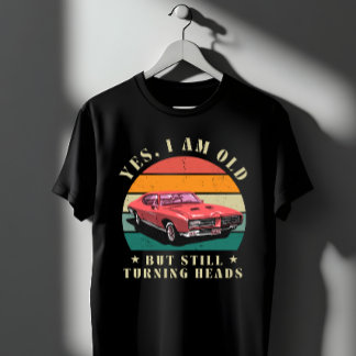 Old But Turning Heads Vintage Muscle Car Retro Art Tシャツ