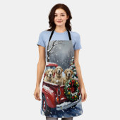 Old English Sheepdog Christmas Red Truck Holiday エプロン (着用した状態)