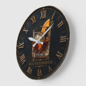 Old Fashioned Whiskey Cocktail Bar Decor ラージ壁時計 (傾斜)