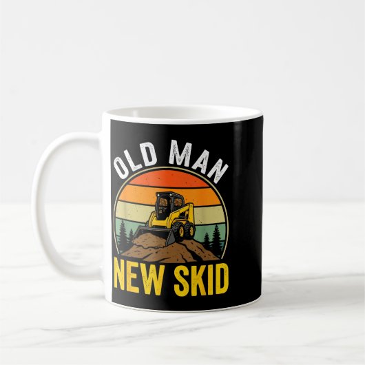 Old Man New Skid Funny Skid Steer Operator  コーヒーマグカップ (左)