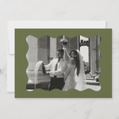 Old Money White and Olive Green Wedding 招待状 (裏面)