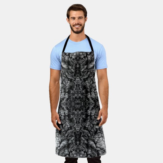 Old Tree Bark Black And White Photo Pattern Design エプロン (着用した状態)