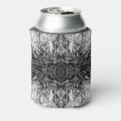 Old Tree Bark Black And White Photo Pattern Design 缶クーラー (缶裏面)