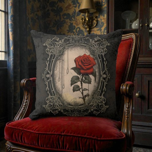 Old Victorian Black with Red Rose クッション