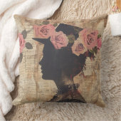 Old Victorian Silouette with Pink Roses クッション (ブランケット)
