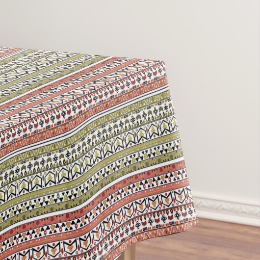 Olive and brown geometric ethnic ornament テーブルクロス (インサイチュ)