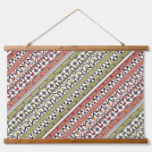 Olive and brown geometric ethnic ornament 吊り下げ型タペストリー (正面)