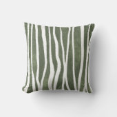 Olive Green Hand-Drawn Organic Wobbly Stripes クッション (正面)