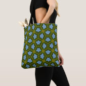 Olive Green Sky Blue Floral Tote トートバッグ (クローズアップ)