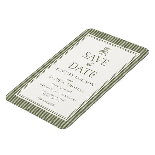 Olive Martini Tini Bit Closer Save the Date マグネット (左側)