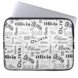 Olivia Custom Name Black White  ラップトップスリーブ
