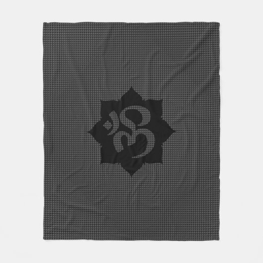 OMロータススピリチュアリティヨガinカーボンファイバースタイル フリースブランケット (正面)