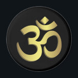 Om (オウム)ナマステヨガ記号 マグネット<br><div class="desc">オムはインディアン宗教の神聖な音とスピリチュアルのアイコンである。ヒンズー教、仏教、ジャイナ教、シーク教のマントラでもある。オムは古代と中世の写本、寺院、修道院、スピリチュアルの宿舎で発見された図像学の一部である。このシンボルは全てのインディアン法にスピリチュアル的な意味を持つが、Omの意味や意味は様々な伝統の中や中の多様な学校によって異なる。ヒンドゥー教では、オムは最も重要なスピリチュアルの象徴の一つである。それはアッマン（魂、内の自己）とブラーマン（究極の現実、宇宙の全体、真理、神、至高の精神、宇宙原理、知識）を指す。音節はヴェダスの章の始まりと終わりにしばしば見られる、ウパニシャドや他のヒンズー教の文字。スピリチュアルの文字の唱え方、法会や私立祈りの言葉の間、結婚式などの聖句（サンスカラ）の儀式の際、時にはヨガなどの瞑想やスピリチュアルの際に行われる神聖なスピリチュアルの加持である。この音節は、オンカラ(ओंकार、オカṃラ)、アウンカラ(औंकार、オカṃラ)、プラナバ(प्रणव、プラナバ)とも呼ばれる。</div>