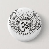 Om 缶バッジ (正面)
