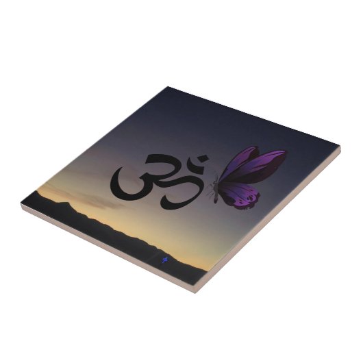 Om symbol タイル (側面)