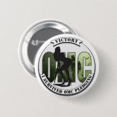 OMCの帖当Pin 缶バッジ (正面&裏面)