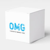 OMGそれはあなたの誕生日トリートボックス – 青 フェイバーボックス (正面サイド)