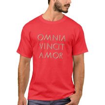 Omnia Vincit AmorのTシャツ
