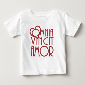 Omnia Vincit Amor愛はすべてを征服します ベビーTシャツ