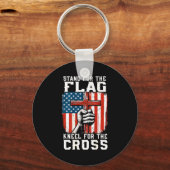 On-back Stand For Flag Kneel Cross Patriotic Chris キーホルダー (正面)