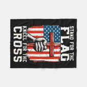 On-back Stand For Flag Kneel Cross Patriotic Chris フリースブランケット (正面(横))