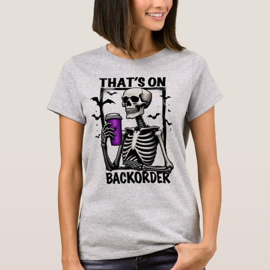 On Backorderハロウィーン薬局テック Tシャツ (正面)