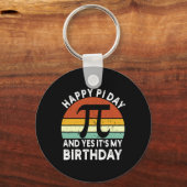 On Pi Day生まれ誕生日Happy 14 On March 14 Th Tea キーホルダー (正面)
