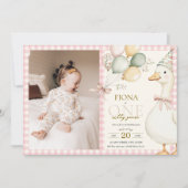 One 間抜け Goose Gingham Pink 1st Birthday Photo 招待状 (正面)