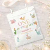 One A-Saurus恐竜の最初の誕生日パーティー フェイバーバッグ (クリップ留めされた状態)