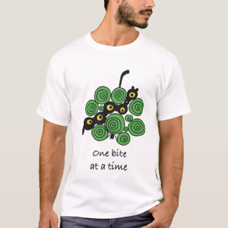 One Bite at a Time Worm T-Shirt Tシャツ