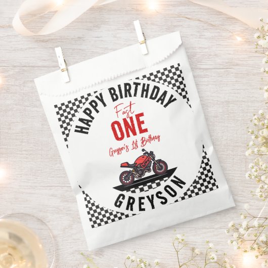 One Fast Race Motorcycle Boy 1st Birthday Party フェイバーバッグ (クリップ留めされた状態)