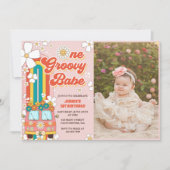 One Groovy Babeレトロレインボー1stバースデーフォト 招待状 (正面)