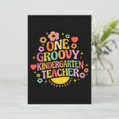 One groovy kindergarten teacher 招待状 (スタンド正面)