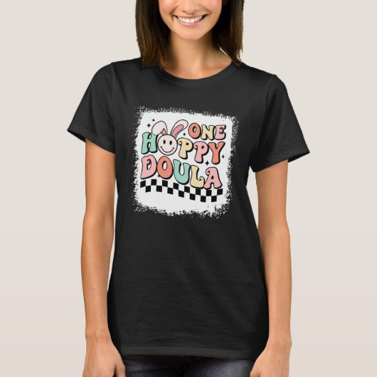 One Hoppy Doula Retro Easter Checkered Midwife Bir Tシャツ (正面)