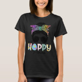 One Hoppy Momma Leopard Messy Bun Easter Day Tシャツ (正面)