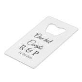 One hot add couple name initial letter text date クレジットカード栓抜き (正面アングル)