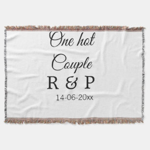 One hot add couple name initial letter text date スローブランケット