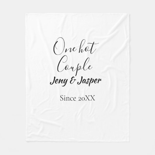 One hot couple add name since 20XX year date フリースブランケット (正面)