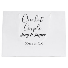 One hot couple add name since 20XX year date ラージペーパーバッグ
